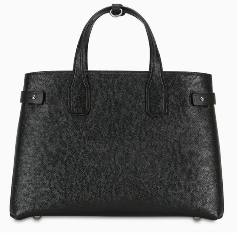 BURBERRY Medium Banner Leather Tote- BLK - Picture 6 of 6
